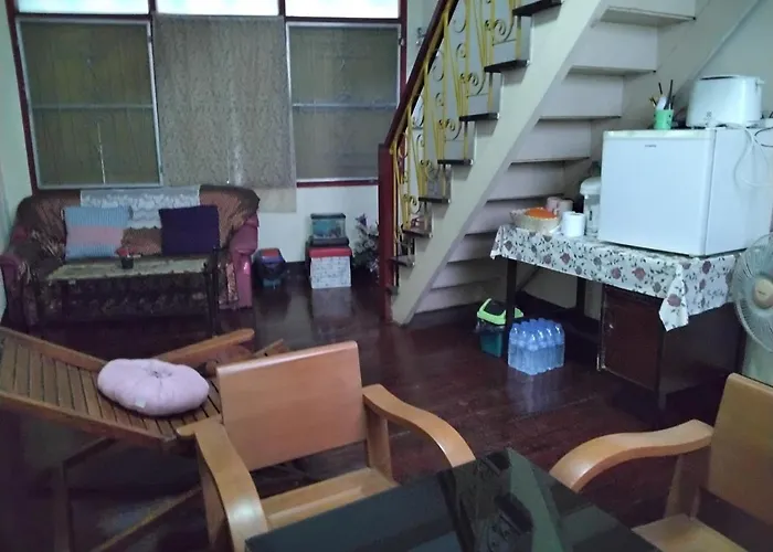 旅馆 丹尼旅舍 *